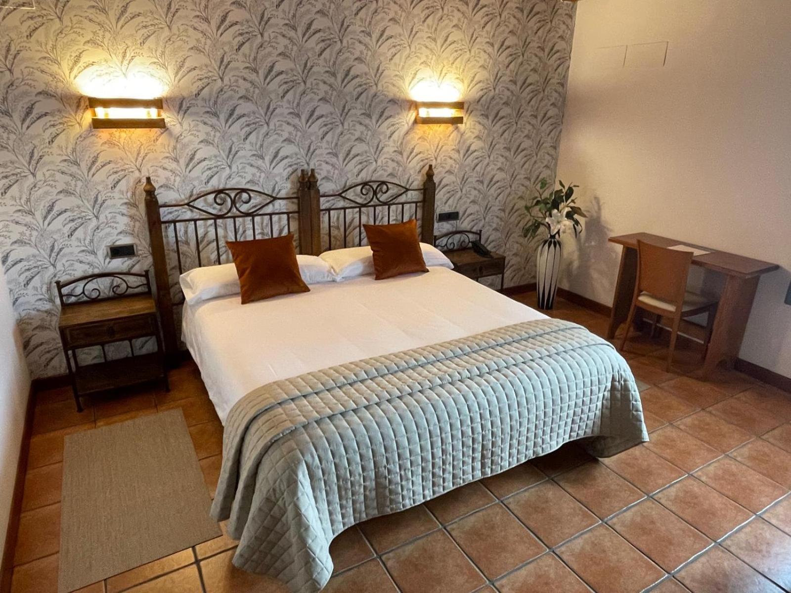 Apartahotel Rural Atxurra 3*