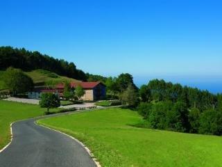Rural Atxurra Apartahotel 3*