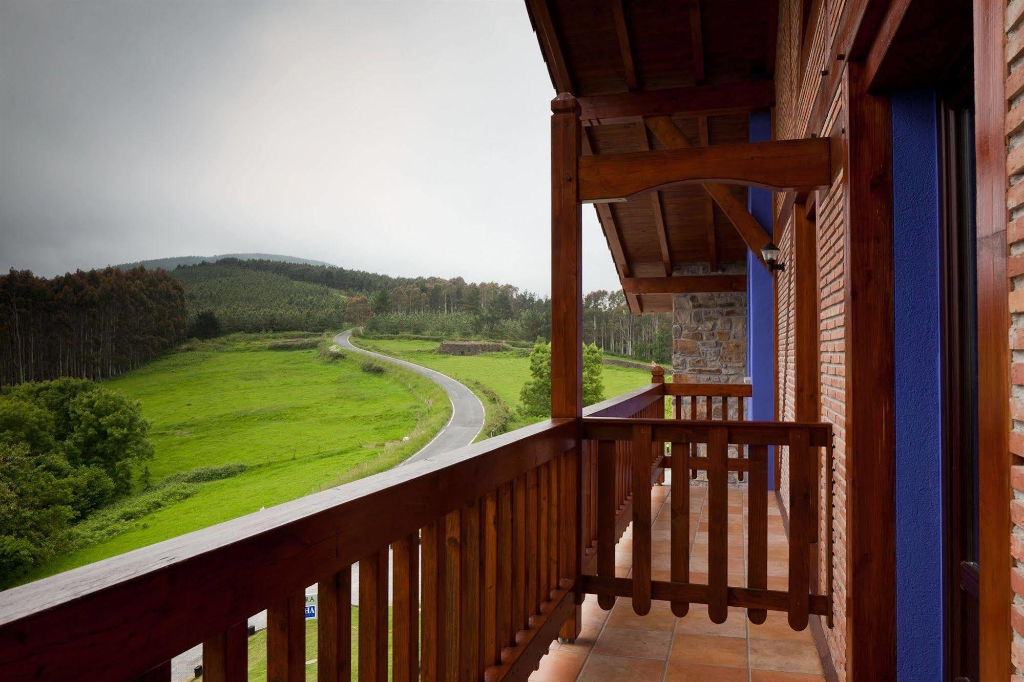 Rural Atxurra Apartahotel